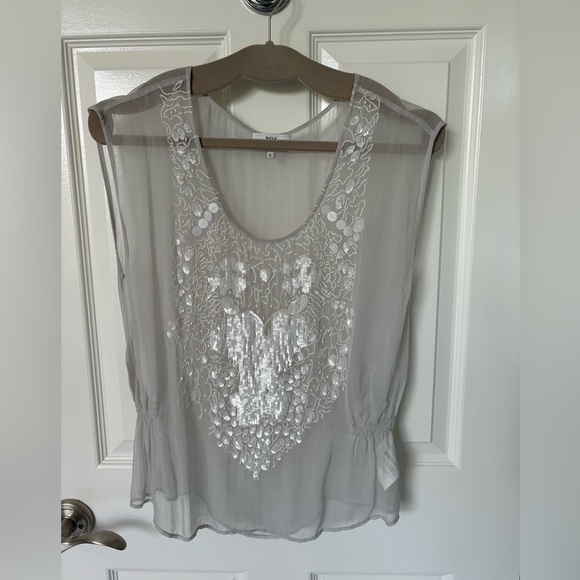 Beautifully detailed Noa Noa tank with Eva Kayan cropped wrap cardigan - Picture 3 of 5